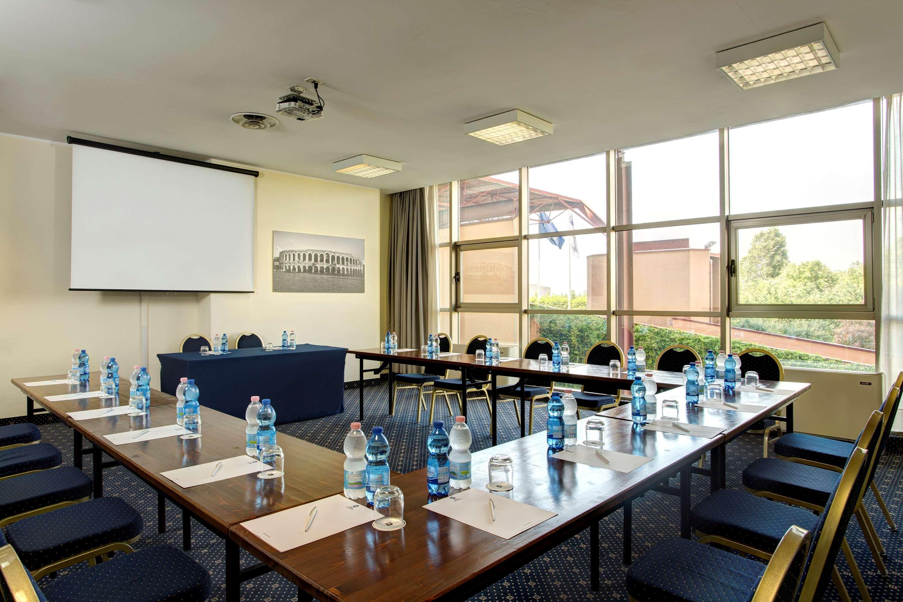 Best Western Ctc Hotel Verona San Giovanni Lupatoto Esterno foto