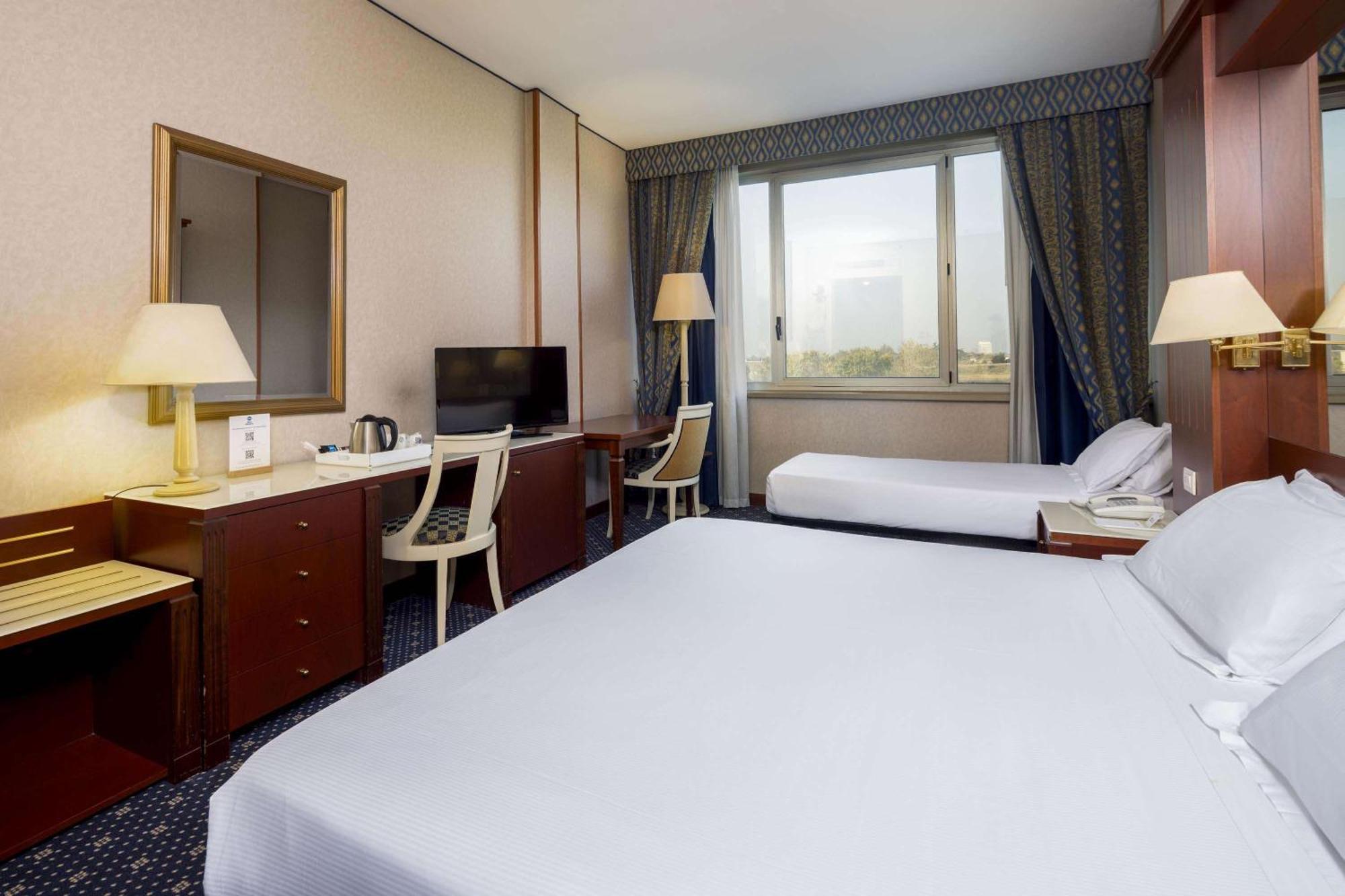 Best Western Ctc Hotel Verona San Giovanni Lupatoto Esterno foto