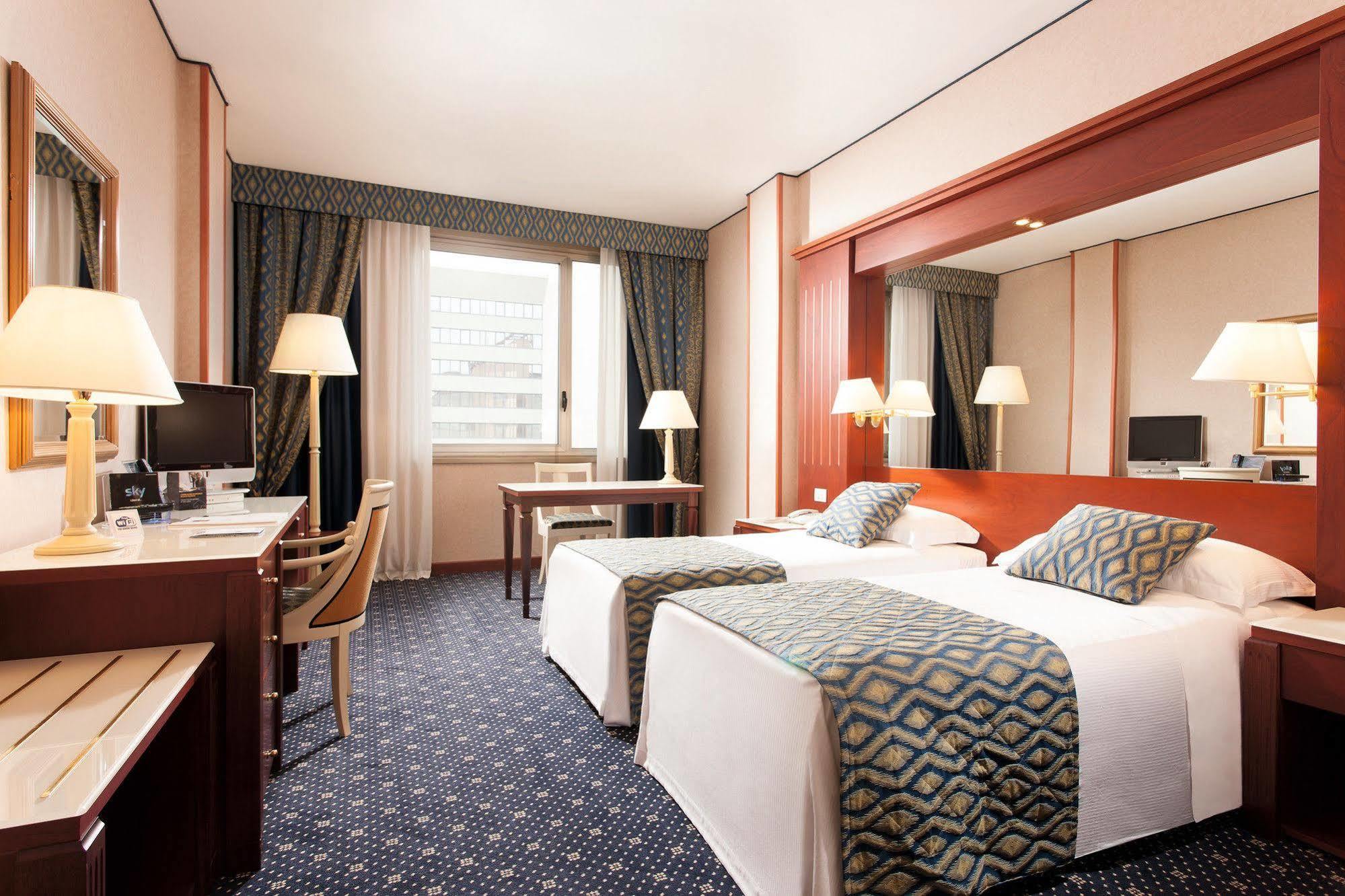 Best Western Ctc Hotel Verona San Giovanni Lupatoto Esterno foto
